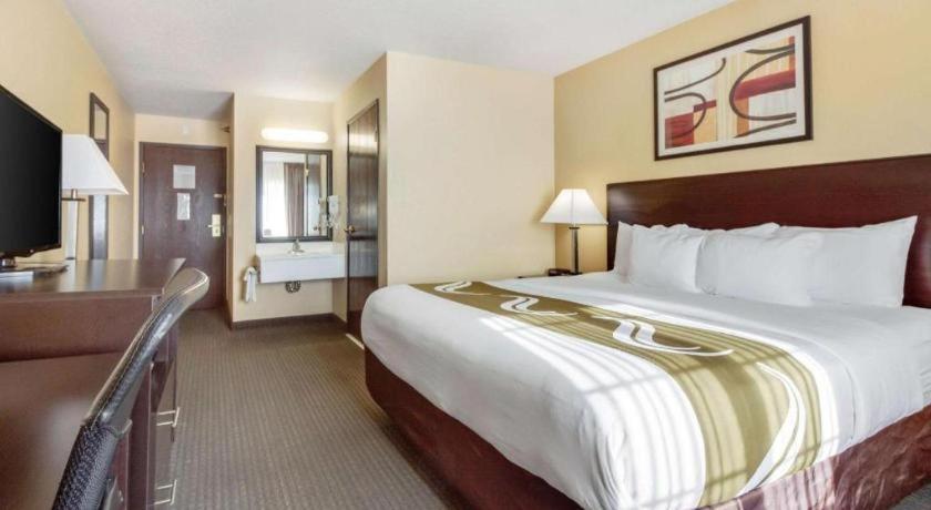 Quality Inn & Suites Arbor Buitenkant foto