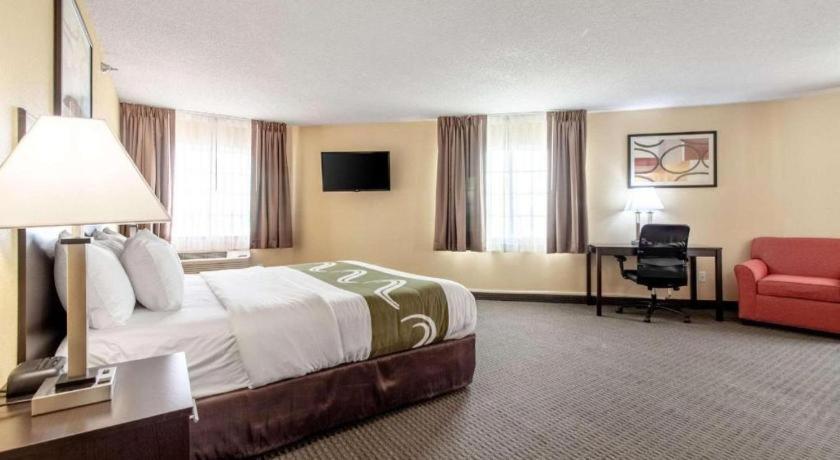 Quality Inn & Suites Arbor Buitenkant foto