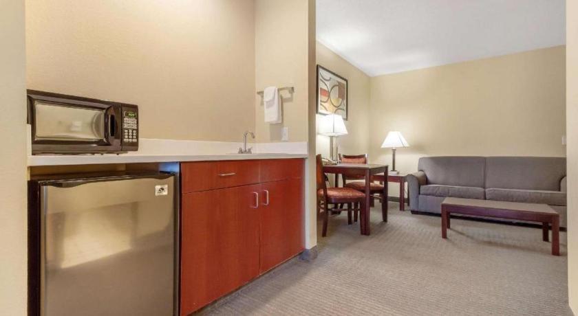 Quality Inn & Suites Arbor Buitenkant foto